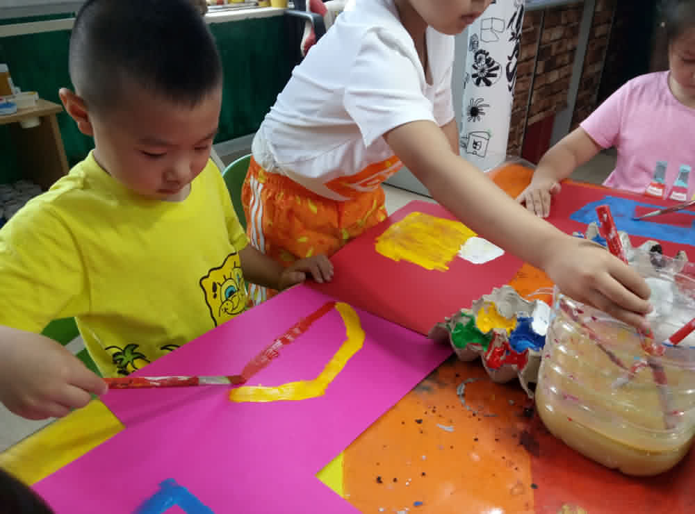 咕乐呵少儿创意美术-创意色彩